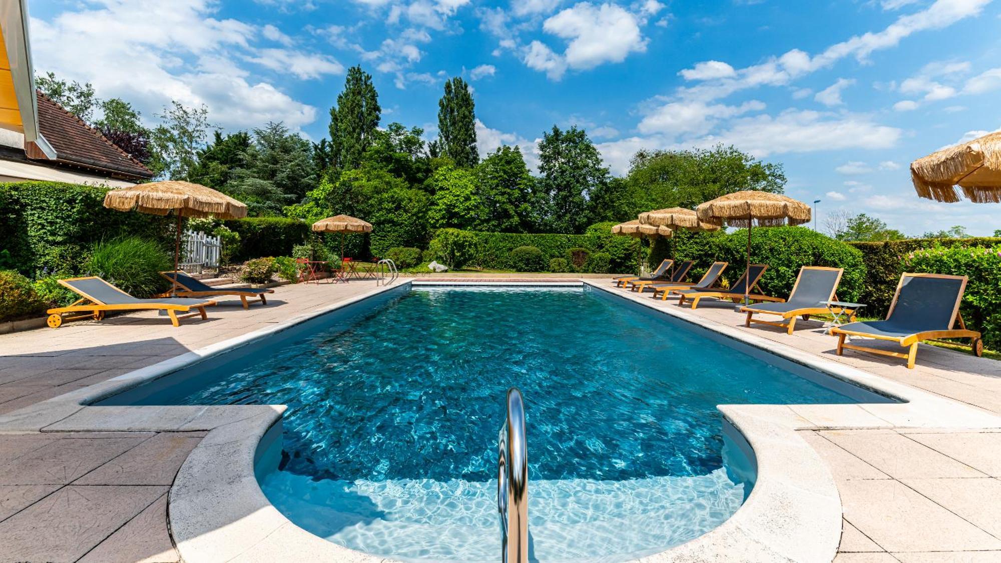 Logis Hostellerie D'Aussois Семюр-ан-Осуа Екстер'єр фото