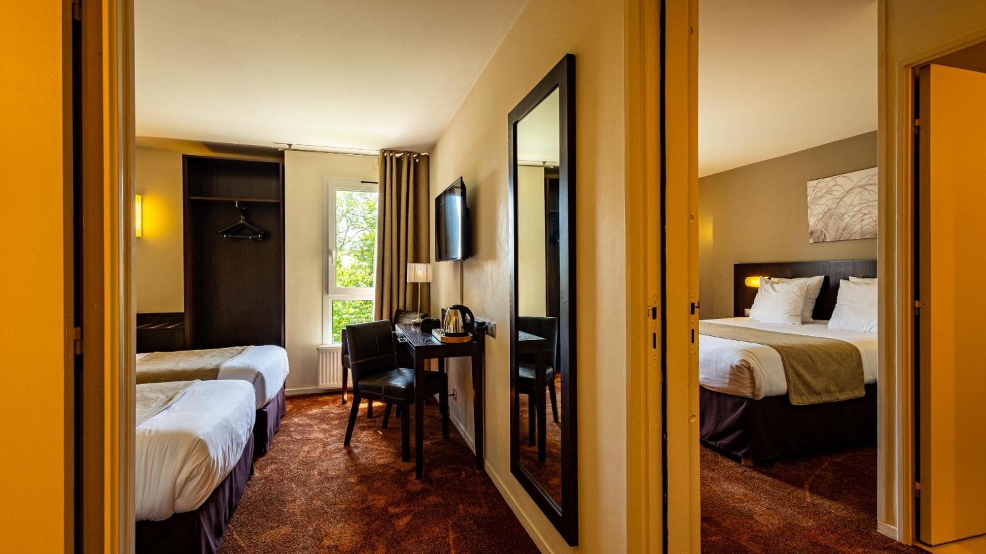 Logis Hostellerie D'Aussois Семюр-ан-Осуа Екстер'єр фото